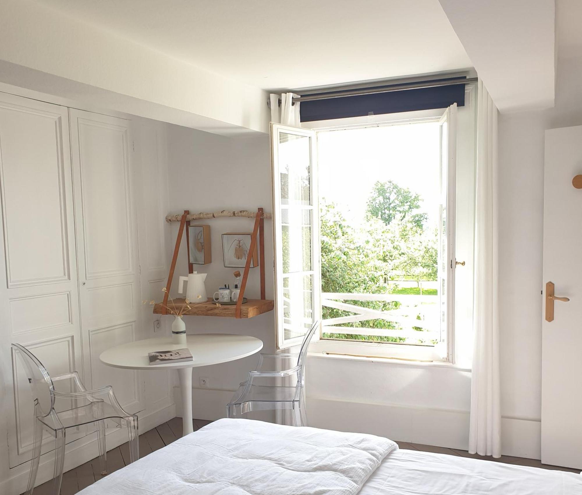 Par Hasard Ou Pas Bed and Breakfast Saint-Martin-aux-Chartrains Buitenkant foto