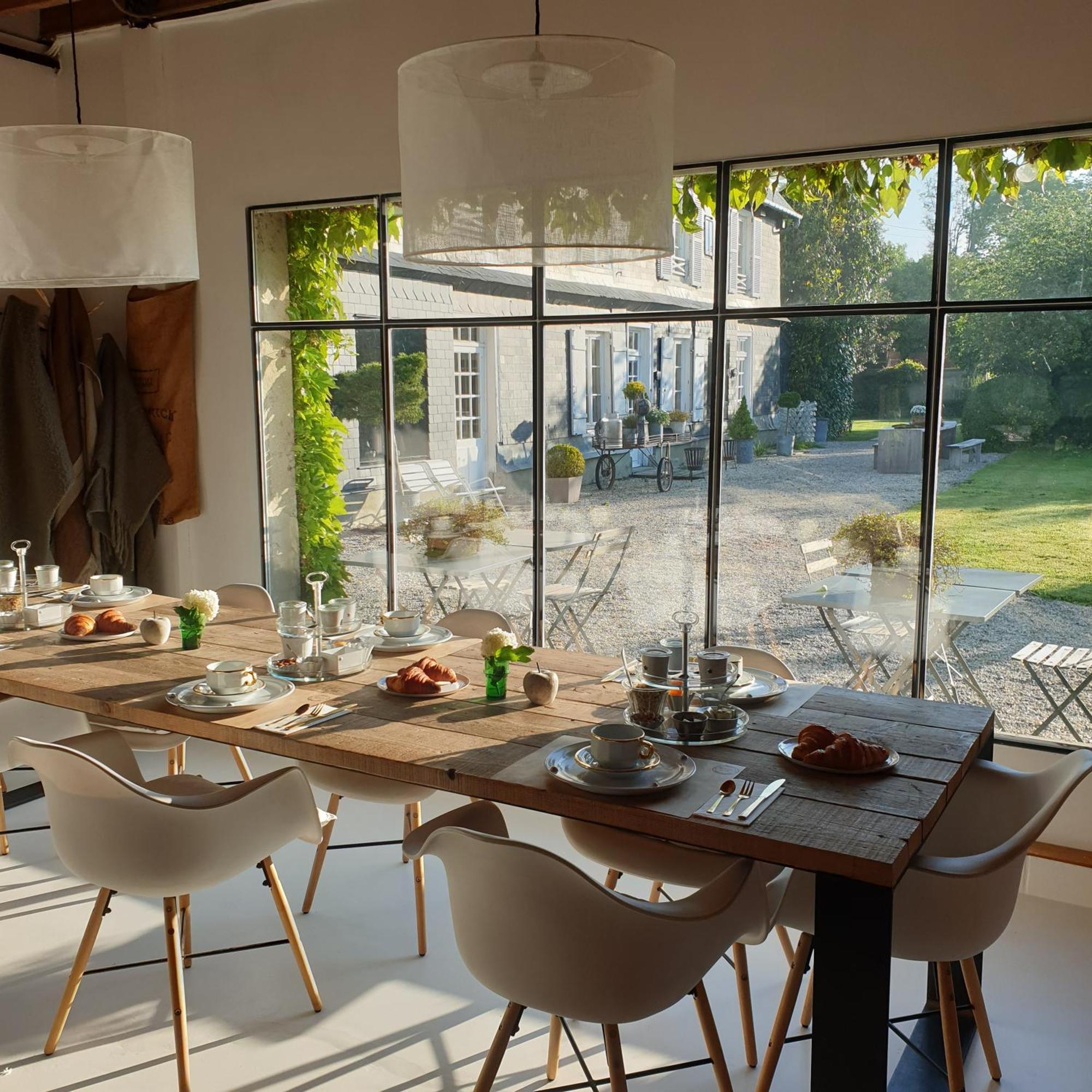 Par Hasard Ou Pas Bed and Breakfast Saint-Martin-aux-Chartrains Buitenkant foto